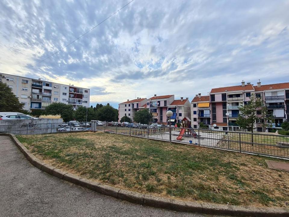 Valkane beach studio apartment Pula Buitenkant foto